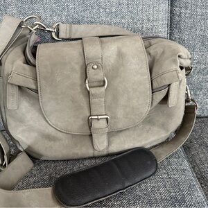 Kelly Moore B-Hobo Crossbody Camera Bag Gray Cushioned Adjustable Compartments